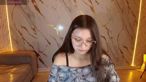 honeydoll_tf online show from May 25, 2026, 12:55 pm