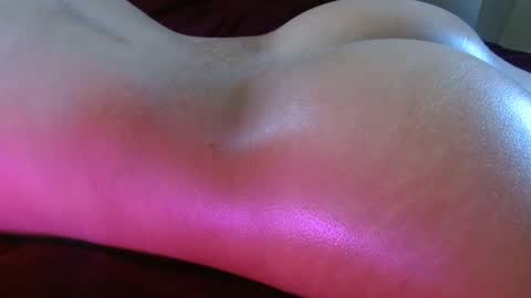 Snapshot of honeygoldenbaddie24 chatting on September 19, 2025, 5:13 pm honeygoldenbaddie24 online show from September 19, 2025, 5:13 pm