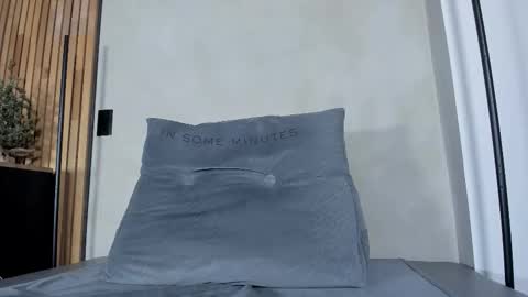 Snapshot of honeyhot69__ chatting on November 14, 2025, 11:31 am Sofia independent model online show from November 14, 2025, 11:31 am