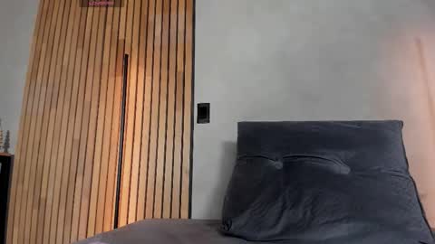 Snapshot of honeyhot69__ chatting on November 22, 2025, 11:42 am Sofia independent model online show from November 22, 2025, 11:42 am