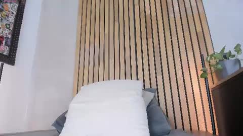 Snapshot of honeyhot69__ chatting on July 16, 2026, 10:43 am Sofia independent model online show from July 16, 2026, 10:43 am