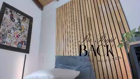 Snapshot of honeyhot69__ chatting on July 27, 2026, 10:55 am Sofia independent model online show from July 27, 2026, 10:55 am