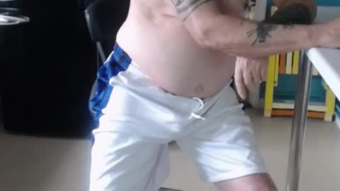 Snapshot of honeymaster290 chatting on February 20, 2025, 9:11 am honeymaster290 online show from February 20, 2025, 9:11 am