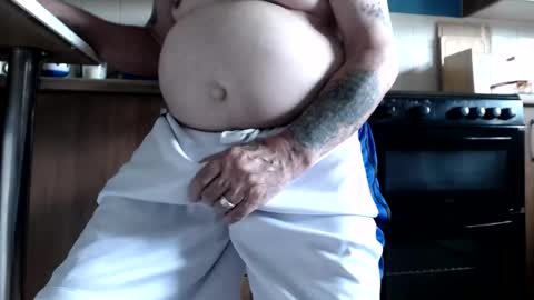 honeymaster290 online show from July 7, 2026, 8:51 am