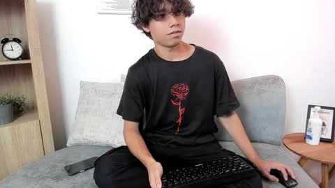 Snapshot of honeymoon_sariel chatting on October 12, 2025, 7:57 pm honeymoon_sariel online show from October 12, 2025, 7:57 pm