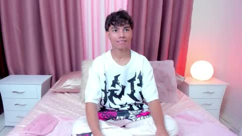 Snapshot of honeymoon_sariel chatting on October 19, 2025, 7:47 pm honeymoon_sariel online show from October 19, 2025, 7:47 pm