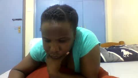 Snapshot of honeymuny chatting on November 1, 2025, 8:33 pm Honeymuny online show from November 1, 2025, 8:33 pm