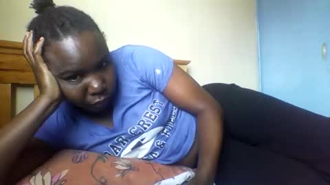 Snapshot of honeymuny chatting on November 16, 2025, 5:57 am Honeymuny online show from November 16, 2025, 5:57 am