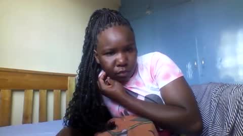 Snapshot of honeymuny chatting on November 24, 2025, 5:40 am Honeymuny online show from November 24, 2025, 5:40 am