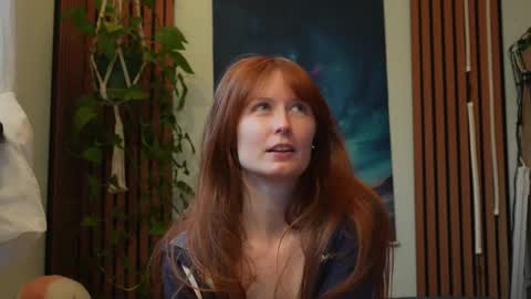 Snapshot of honeyumtoast chatting on November 23, 2025, 11:15 pm Noelle online show from November 23, 2025, 11:15 pm