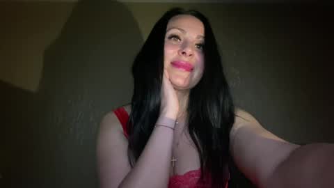 Snapshot of honeyvibe26 chatting on May 29, 2026, 8:18 pm honeyvibe26 online show from May 29, 2026, 8:18 pm
