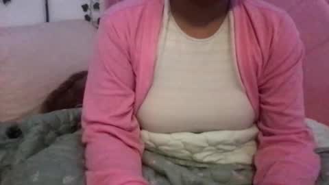 Snapshot of honeyy_89 chatting on May 8, 2026, 1:33 am honeyyy89 online show from May 8, 2026, 1:33 am