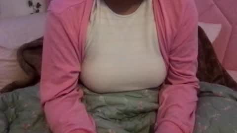Snapshot of honeyy_89 chatting on May 12, 2026, 11:51 am honeyyy89 online show from May 12, 2026, 11:51 am