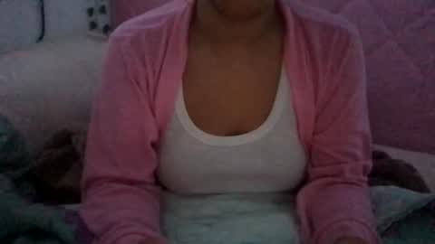 Snapshot of honeyy_89 chatting on May 20, 2026, 7:25 am honeyyy89 online show from May 20, 2026, 7:25 am