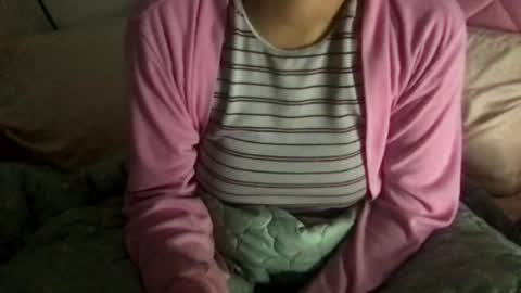 Snapshot of honeyy_89 chatting on June 15, 2026, 8:49 am honeyyy89 online show from June 15, 2026, 8:49 am