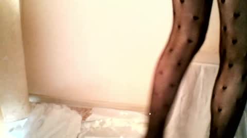 Snapshot of honeyy_bun chatting on April 27, 2026, 8:34 am honeyy_bun online show from April 27, 2026, 8:34 am