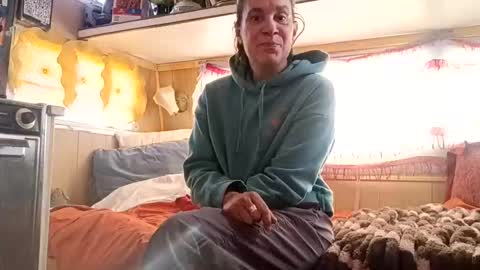 Snapshot of hoodoou chatting on May 17, 2026, 3:30 pm hoodoou online show from May 17, 2026, 3:30 pm