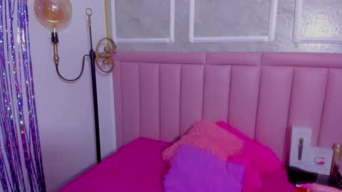 holly online show from March 11, 2026, 8:59 pm