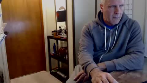 Jayson online show from May 1, 2026, 6:34 pm