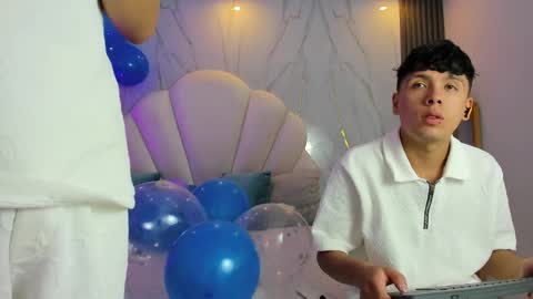 hoot_booys_ online show from February 19, 2026, 9:00 pm