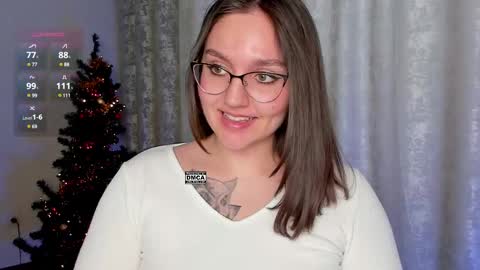 Snapshot of hoot_owl_cb chatting on December 25, 2024, 1:20 am Karina online show from December 25, 2024, 1:20 am