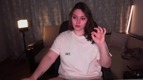 Karina online show from May 2, 2026, 9:25 am