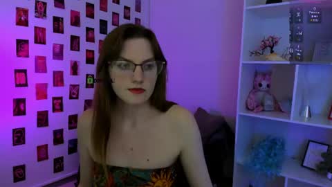 Snapshot of hope_shadow chatting on June 20, 2026, 7:16 pm hope_shadow online show from June 20, 2026, 7:16 pm