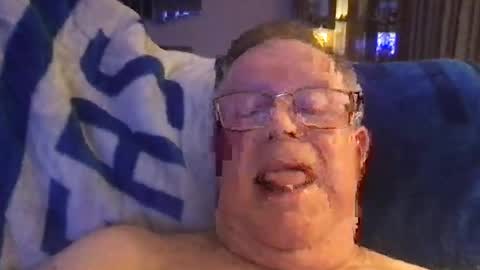 Snapshot of horndog69b chatting on August 9, 2026, 7:46 am horndog online show from August 9, 2026, 7:46 am