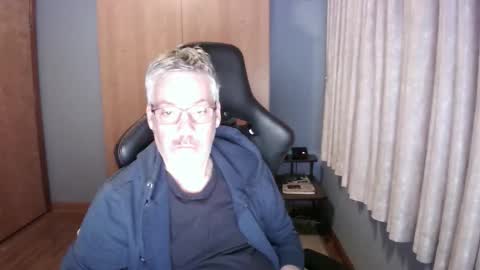 Snapshot of horndoggyx1 chatting on December 14, 2025, 10:53 am horndoggy online show from December 14, 2025, 10:53 am