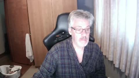 Snapshot of horndoggyx1 chatting on May 30, 2026, 10:23 am horndoggy online show from May 30, 2026, 10:23 am