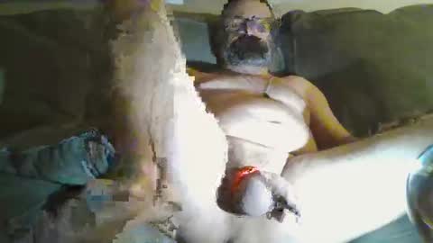 Snapshot of hornedupnwild chatting on May 6, 2026, 3:57 am Showing off gets me off online show from May 6, 2026, 3:57 am