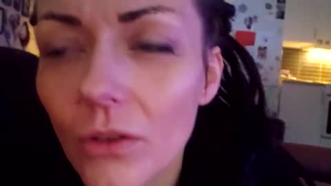 Snapshot of horneymomnextdoor chatting on March 11, 2026, 5:35 am horneymomnextdoor online show from March 11, 2026, 5:35 am