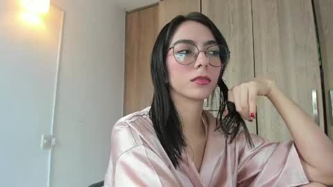 Snapshot of horny_adiction chatting on June 4, 2026, 8:37 pm horny_adiction online show from June 4, 2026, 8:37 pm