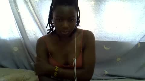 Leila online show from February 2, 2026, 1:21 pm