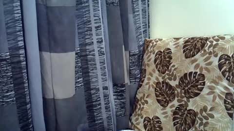 Snapshot of horny_baddie18 chatting on June 18, 2026, 6:34 pm Leila online show from June 18, 2026, 6:34 pm