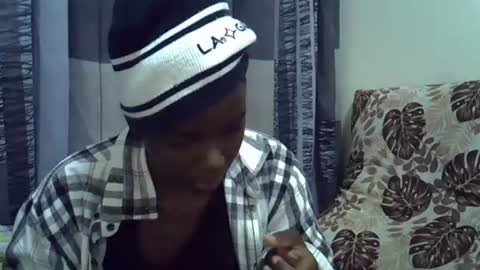 Snapshot of horny_baddie18 chatting on July 28, 2026, 12:40 am Leila online show from July 28, 2026, 12:40 am