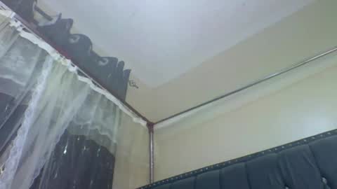 horny_ebony546069 online show from May 19, 2026, 2:29 am