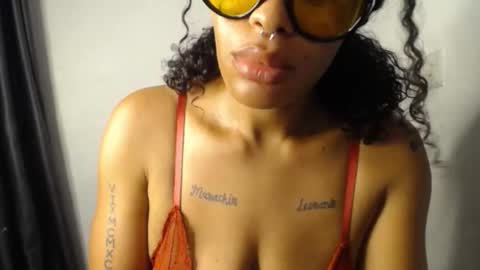 horny_ebonygirl_ online show from January 10, 2026, 8:21 pm