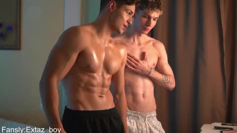 Snapshot of horny_goats chatting on January 22, 2025, 5:17 pm Extaz Athrey Howard online show from January 22, 2025, 5:17 pm