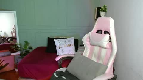 onlyTiffany I broke up with  frank 10 days ago online show from January 10, 2025, 5:15 am