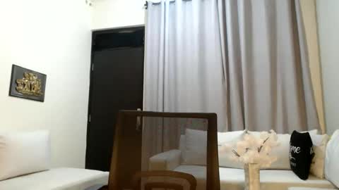 Snapshot of horny_princcess chatting on November 27, 2025, 5:31 am horny_princcess online show from November 27, 2025, 5:31 am