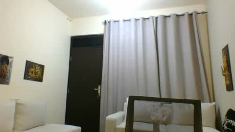 horny_princcess online show from June 14, 2026, 5:26 pm