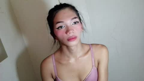 Rhiana online show from July 7, 2026, 7:23 am