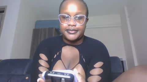 Snapshot of horny_sexxy_babe chatting on July 17, 2026, 12:39 am Lucy online show from July 17, 2026, 12:39 am