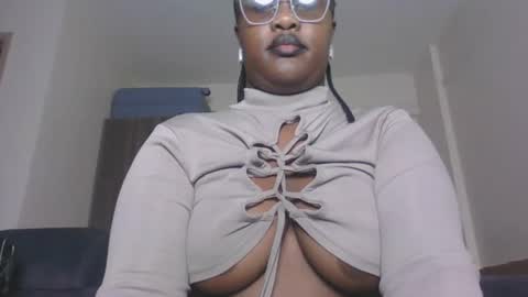 Snapshot of horny_sexxy_babe chatting on August 5, 2026, 8:17 am Lucy online show from August 5, 2026, 8:17 am