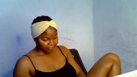 Snapshot of horny_slut0 chatting on June 6, 2026, 11:09 pm Thelma online show from June 6, 2026, 11:09 pm