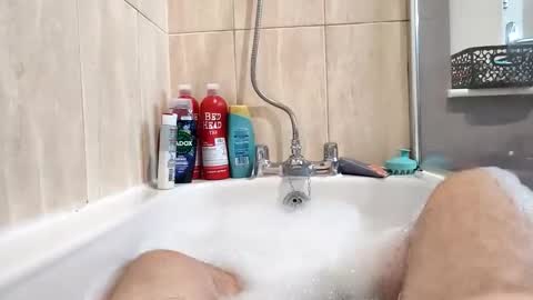 Snapshot of hornybiker1987 chatting on December 3, 2025, 9:02 pm hornybiker1987 online show from December 3, 2025, 9:02 pm