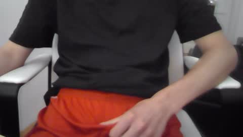 hornygermancollegeboy0 online show from May 24, 2026, 10:42 am