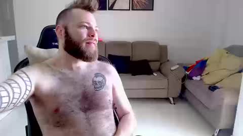 Snapshot of hornyhairy_bi chatting on September 24, 2025, 2:42 pm Harry online show from September 24, 2025, 2:42 pm