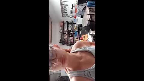 Snapshot of hornyhippies0080 chatting on November 5, 2025, 5:40 am Nix D online show from November 5, 2025, 5:40 am